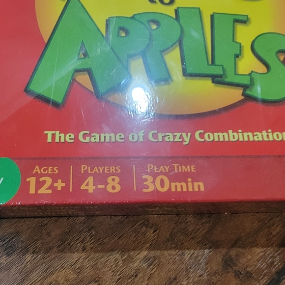 Mattel Apples to Apples game - Picture 2 of 6